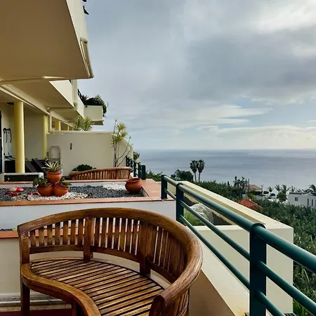 Precioso Arco da Calheta (Madeira)