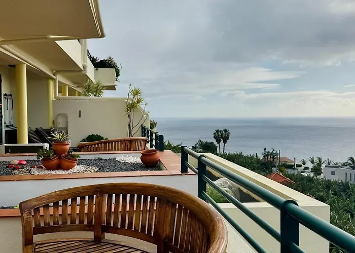 Precioso Arco da Calheta (Madeira)